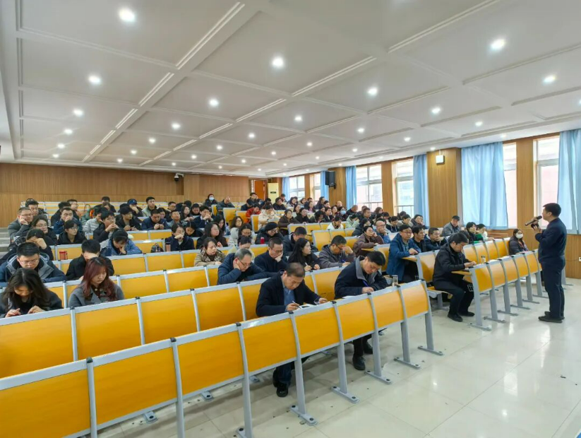 我校开展学生管理技防设备操作培训